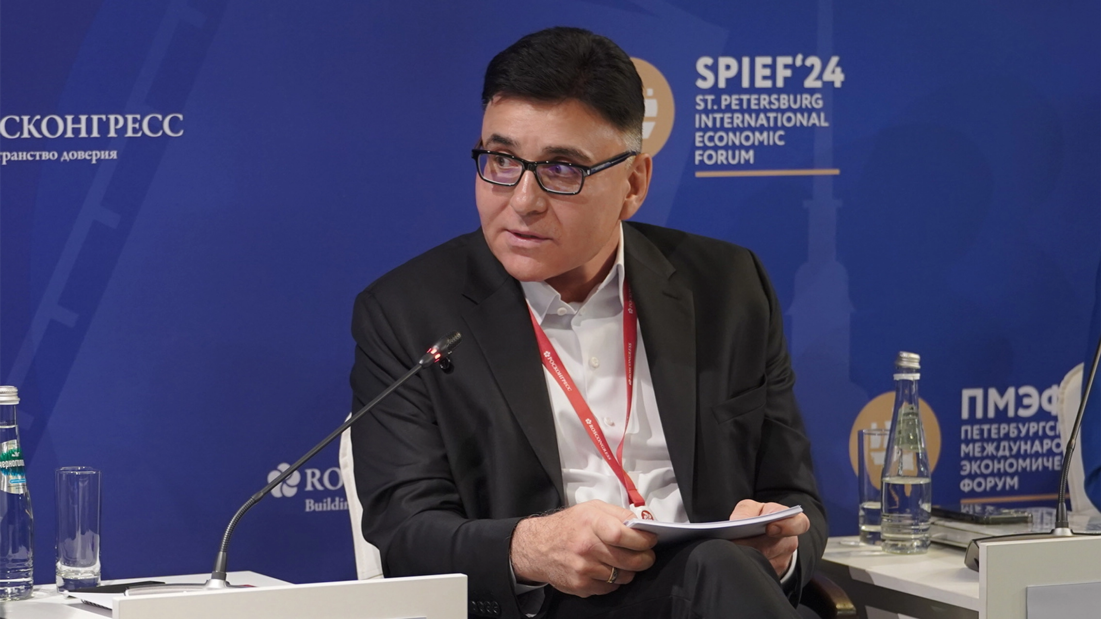 «Газпром-Медиа Холдинг» проводит уникальное исследование образа героя российского кино главное фото