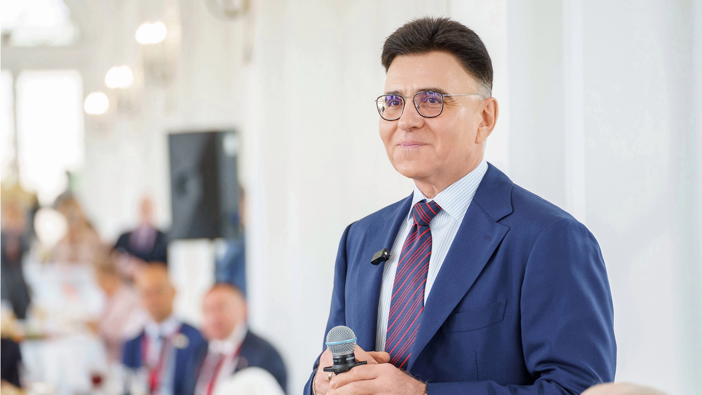 Александр Жаров заявил, что к концу года до 85% фильмов в прокате будут российскими главное фото